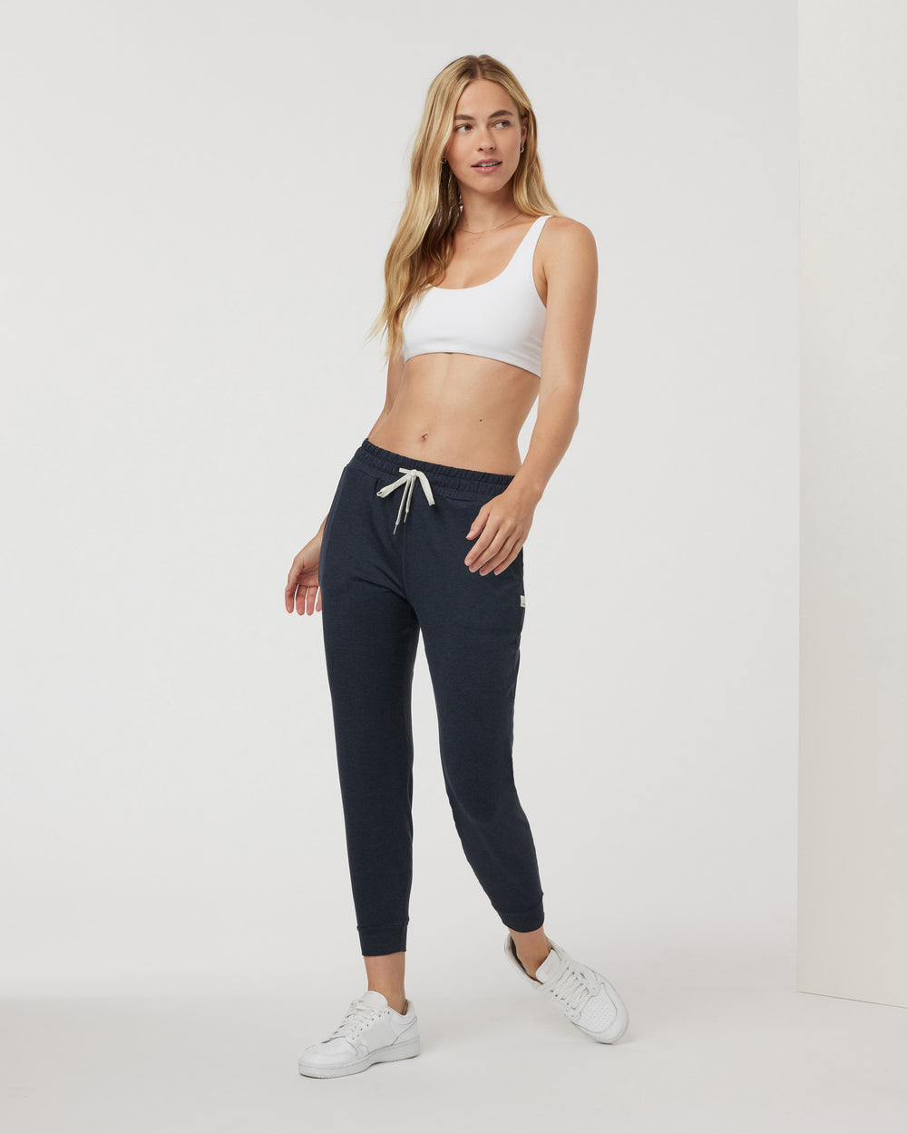 Vuori Womens Performance Jogger HG Sea Glass Heather / S