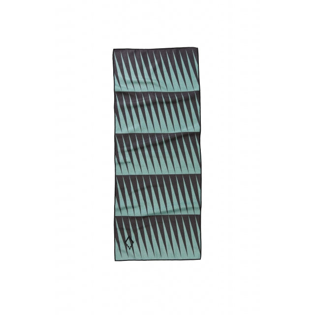 Nomadix Do Anything Towel Heat Wave Teal
