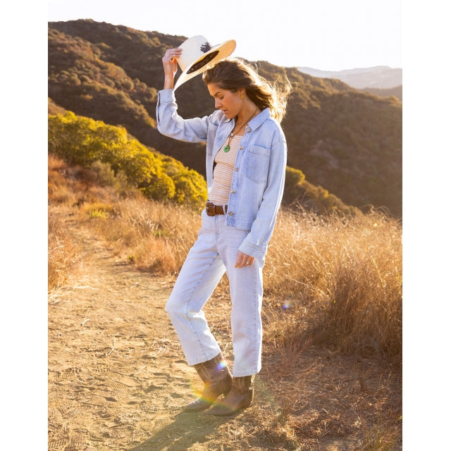 Carve Designs Womens Flora Denim Shacket avannah / S