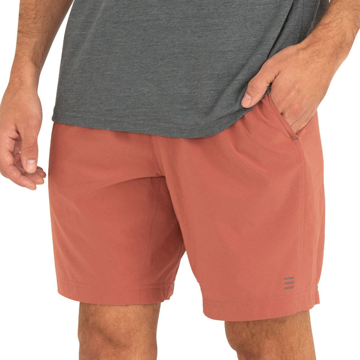 Free Fly Apparel Men's Lined Breeze Short - 7.5" Adobe Red